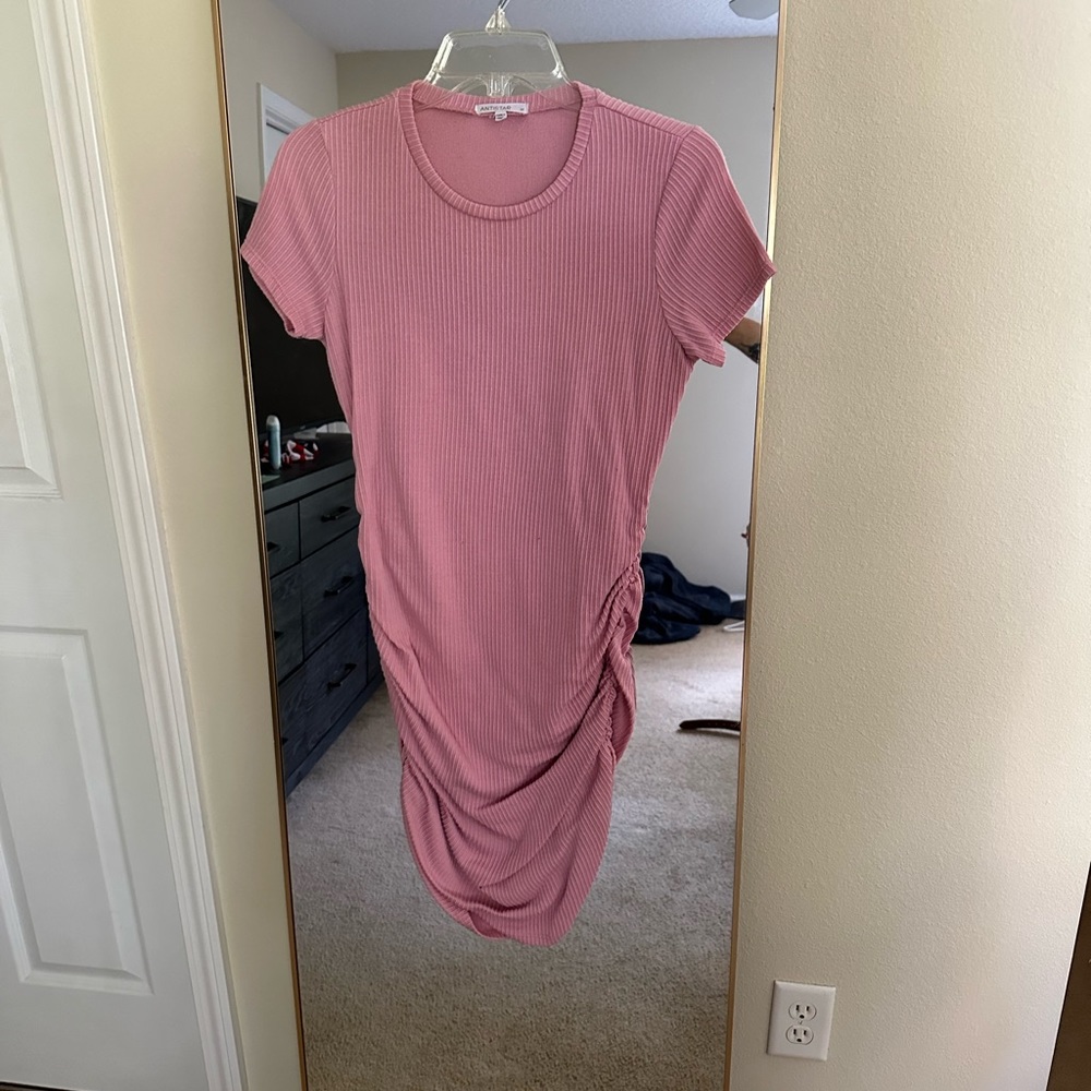 Pink Ruched Bodycon Dress - Picture 3 of 5